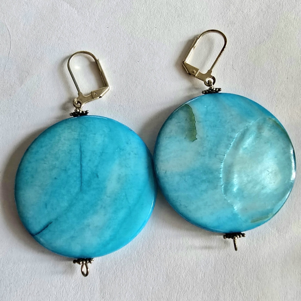 Seashell earrings mother of pearl blue silver tone disc mermaid mermaidcore